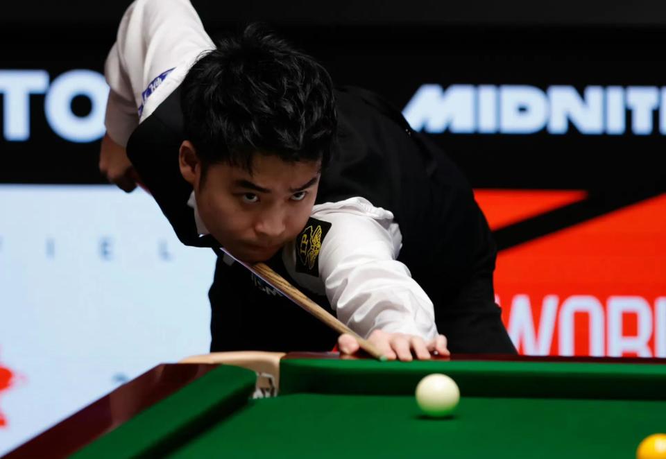 出8次助攻 出8次助攻