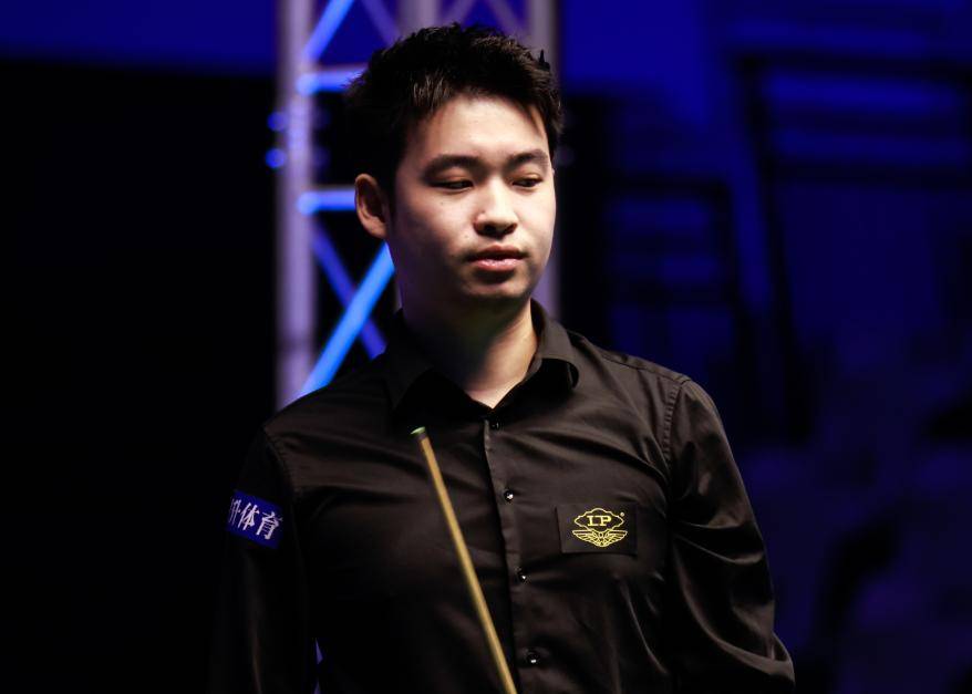 社交媒体上 社交媒体上