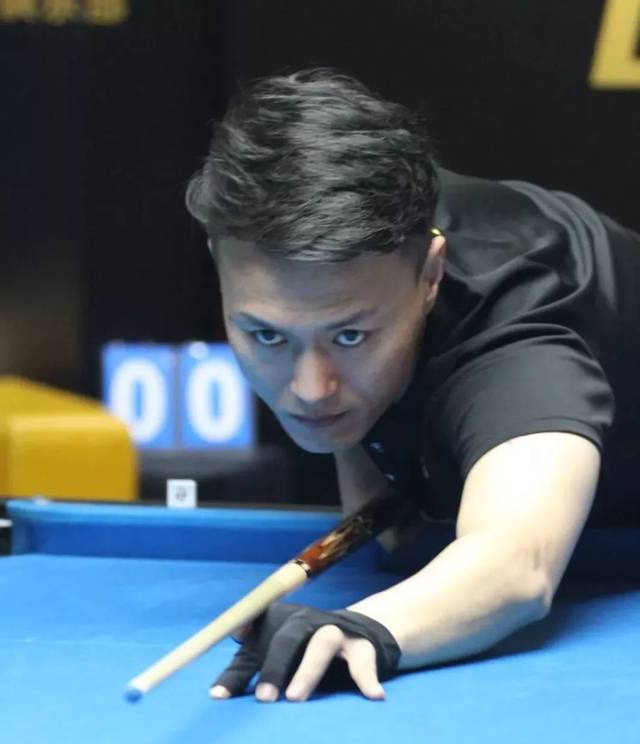 双重角色 双重角色