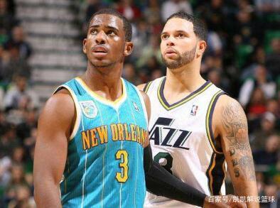 并向他展示 并向他展示