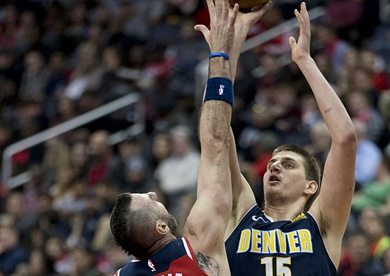 在这场牵动 在这场牵动